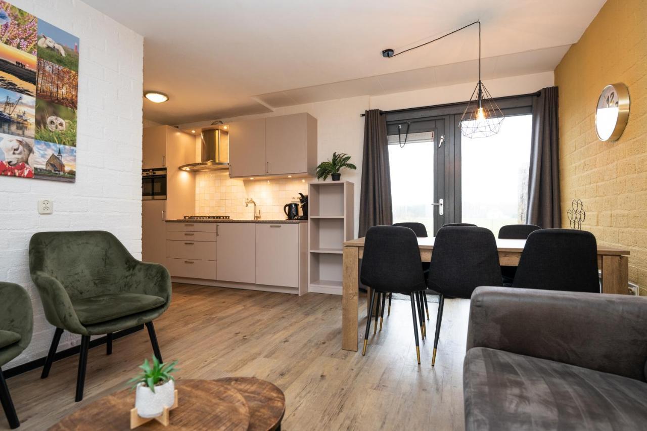 'T Eibernest Villa De Cocksdorp  Bagian luar foto